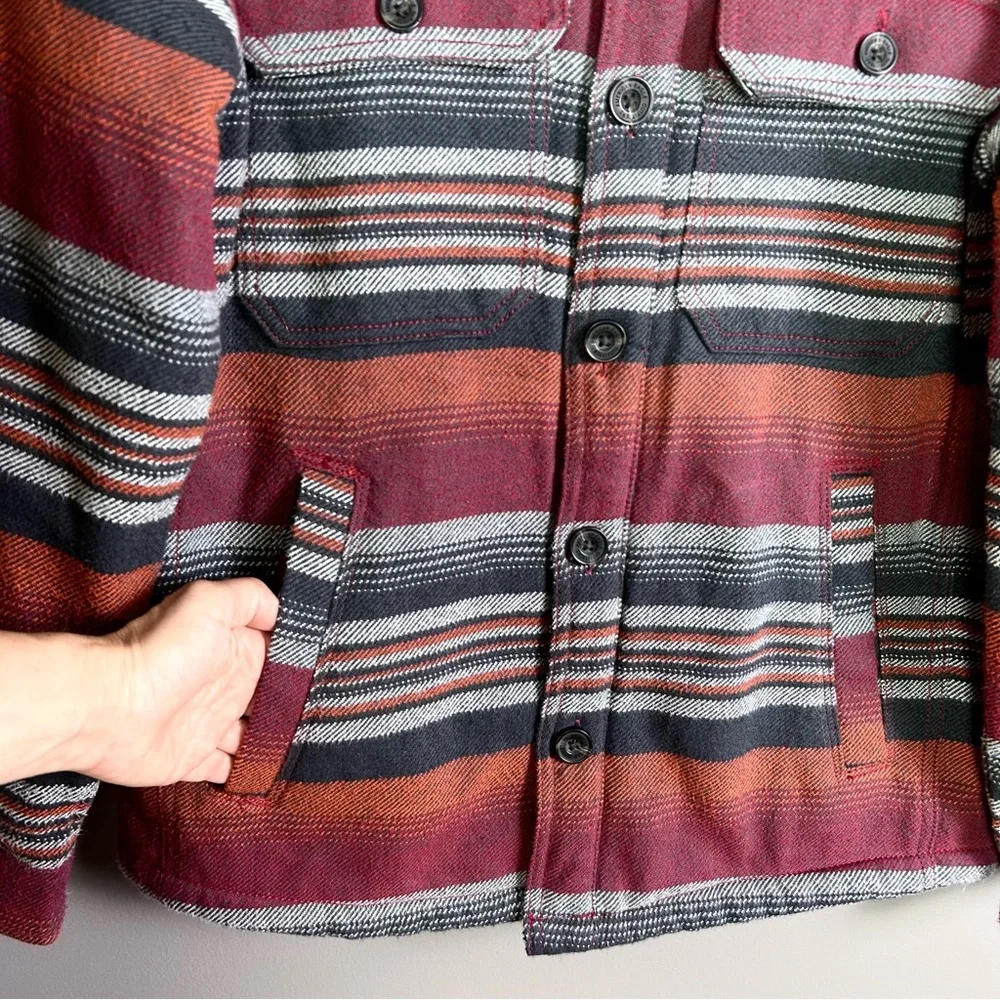 American‎ Eagle jacket men's medium sherpa southwestern heavy blanket gorpcore
